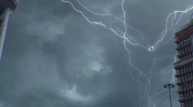 大雨傾城的這個(gè)季節(jié)，智慧城市安防監(jiān)控給你關(guān)懷